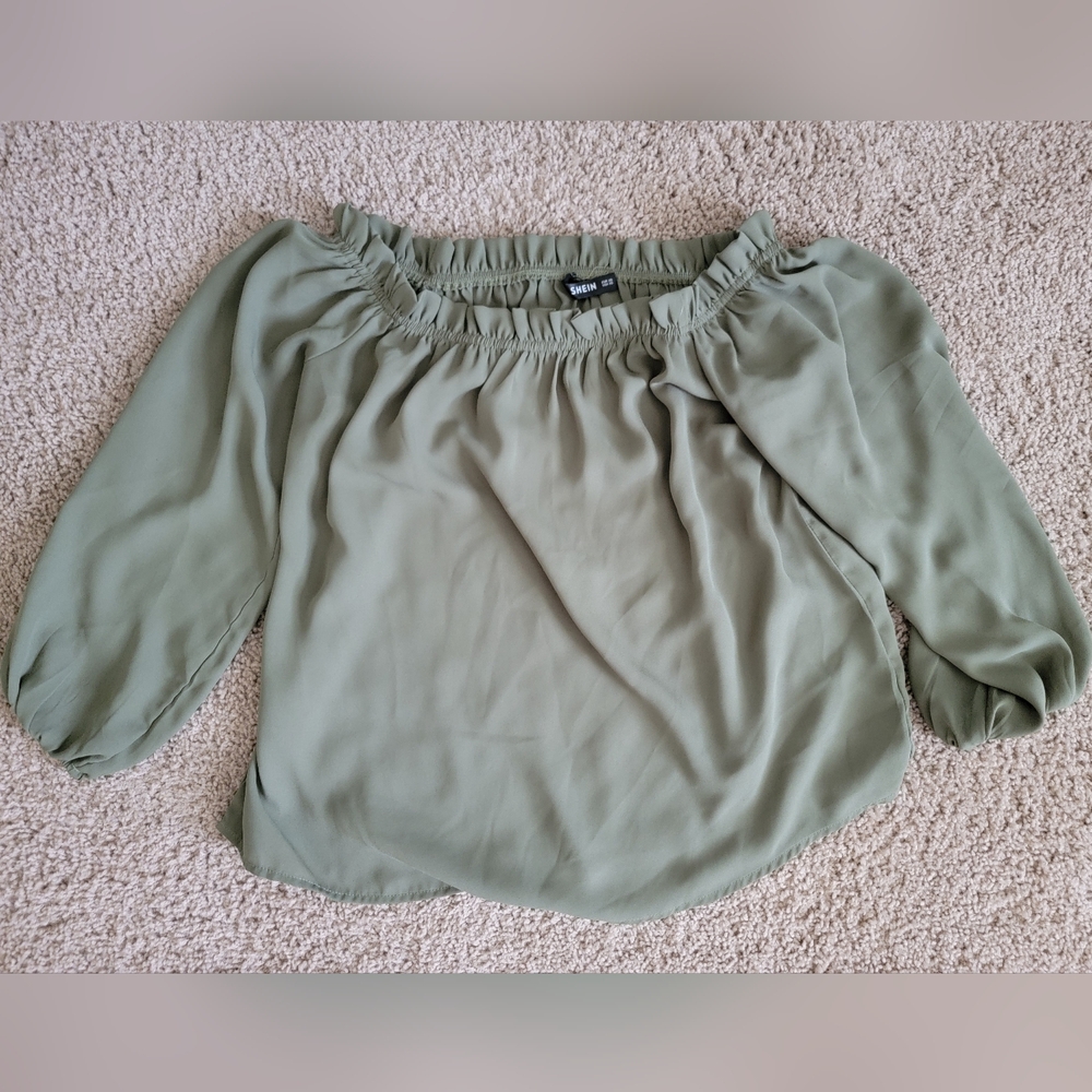 SHEIN Green Smocked 3/4 Sleeve Blouse